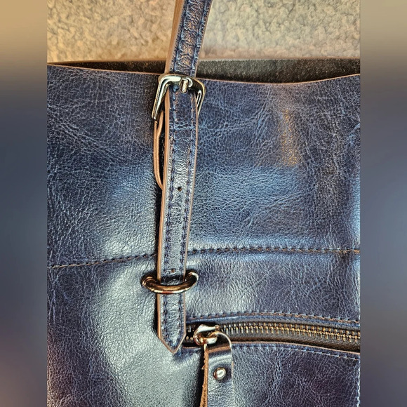 Kattee Womens Beautiful Blue Leather Large Shoulder Bag 14x15.5x5 Classic - Picture 4 of 14